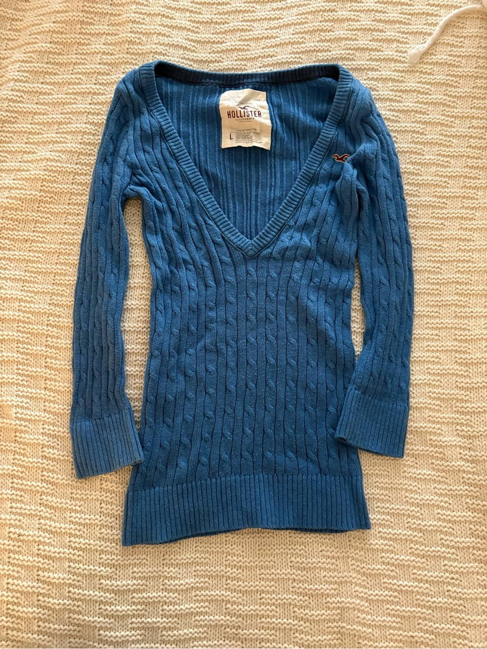 Hollister Blue Cable-Knit V-Neck Sweater - Picture 3 of 5